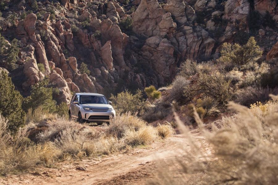  Land Rover Discovery HSE 2017 года  (WW) (фото 7 из 54)